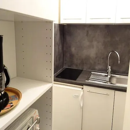 For 2 People Appartamento Aix-les-Bains